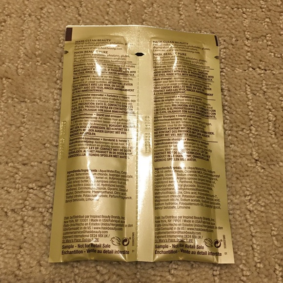 Shampoo Conditioner & Treatment Sample Set - Picture 3 of 14